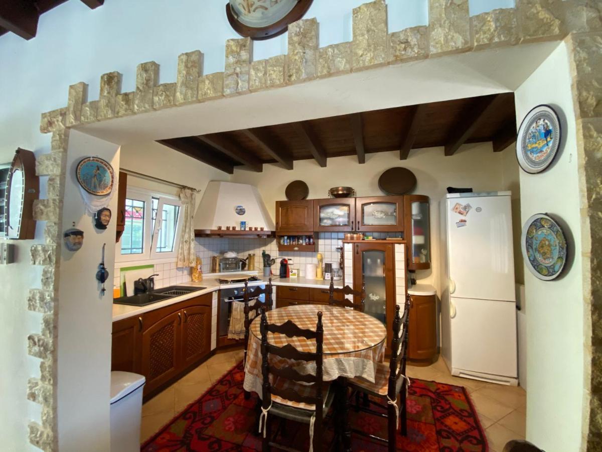 Manos' Traditional Maisonette Αιγόσθενα Εξωτερικό φωτογραφία